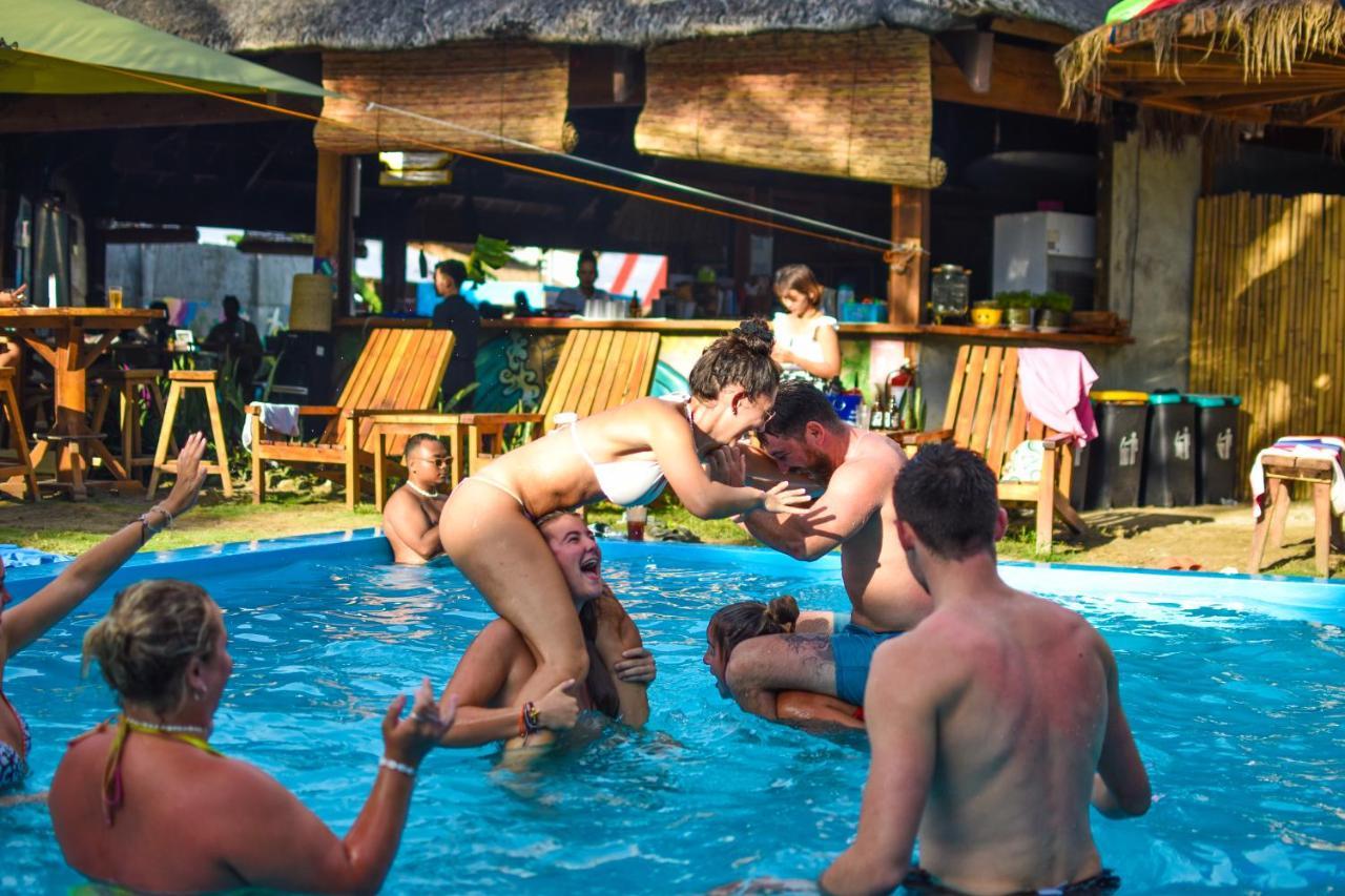 ג'נרל לונה Mad Monkey Hostel Siargao (Adults Only) מראה חיצוני תמונה
