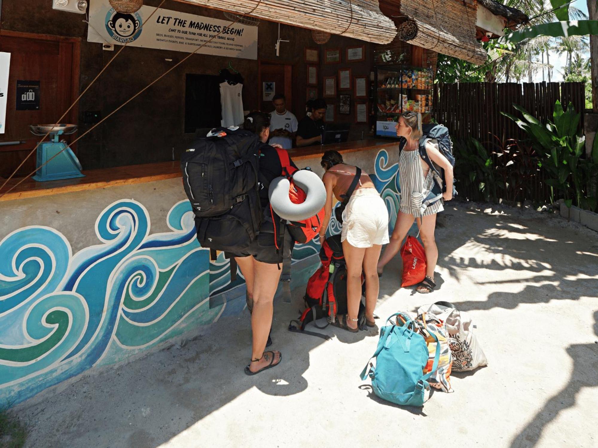 ג'נרל לונה Mad Monkey Hostel Siargao (Adults Only) מראה חיצוני תמונה