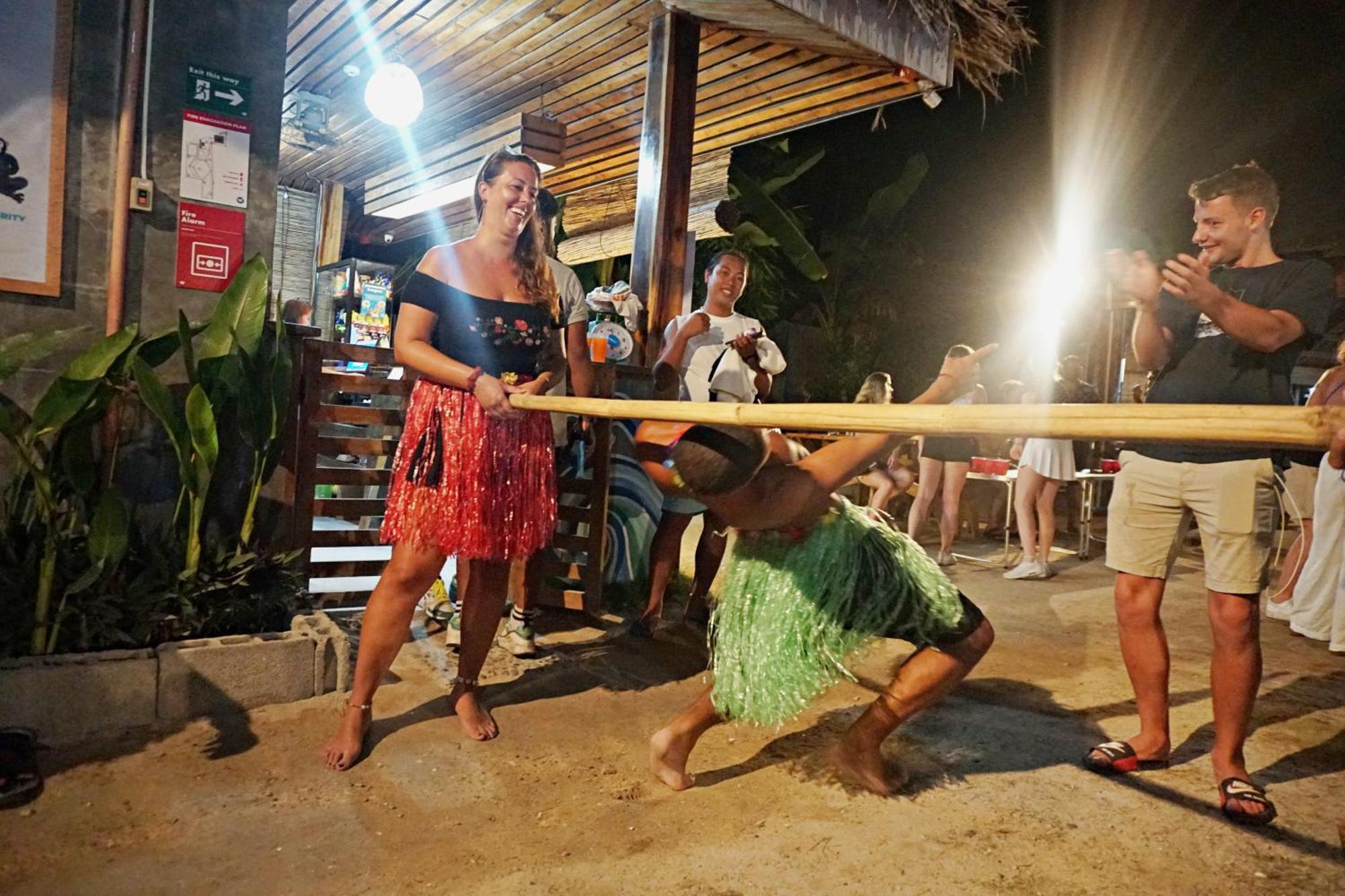 ג'נרל לונה Mad Monkey Hostel Siargao (Adults Only) מראה חיצוני תמונה